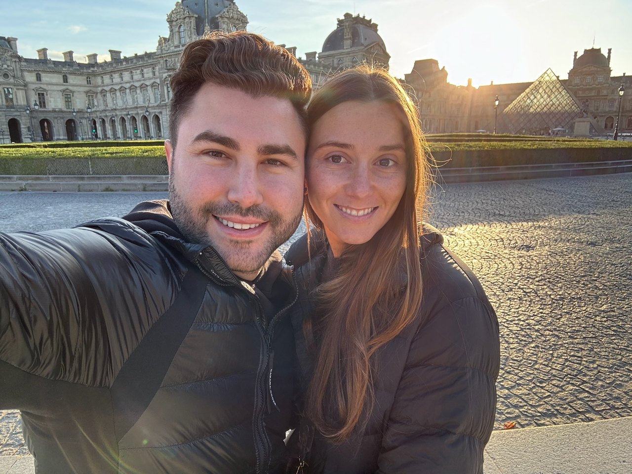 A selfie in front of a grand palace
